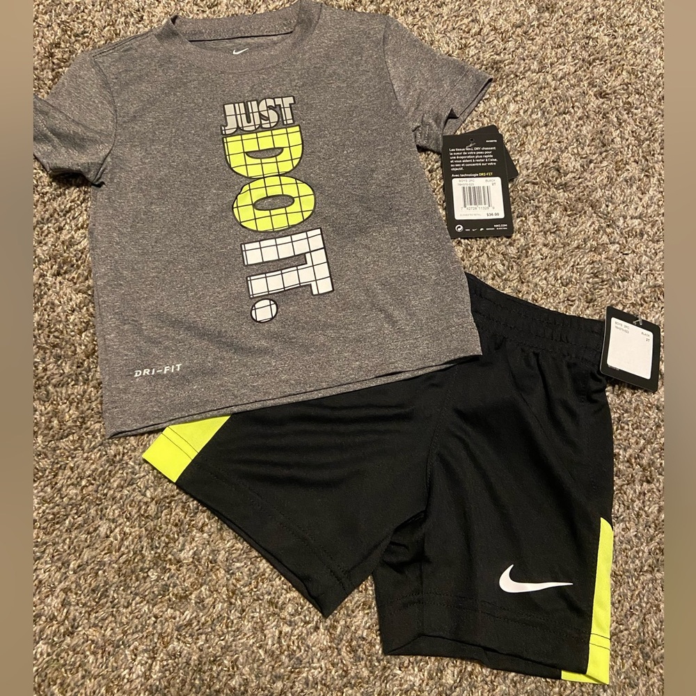 NWT - Toddler Boys Nike Dri-Fit Outfit Size 2T